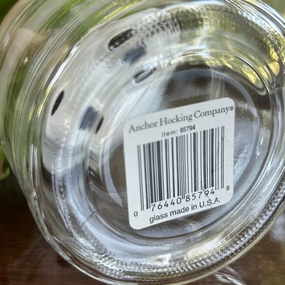 Vintage Anchor Hocking Clear Glass Jar with White Ceramic Shaker Lid Made in USA - Picture 4 of 8